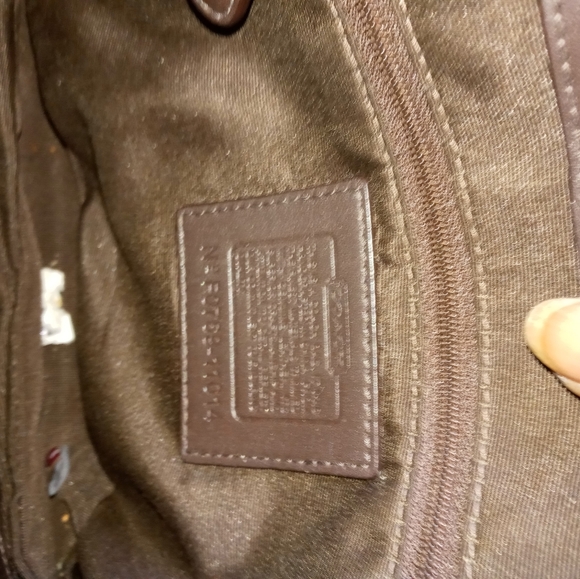 Coach Dark brown should bag with wallet - Picture 3 of 3
